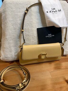Coach Yellow Leather Jet Shoulder Bag with Gold Hardware